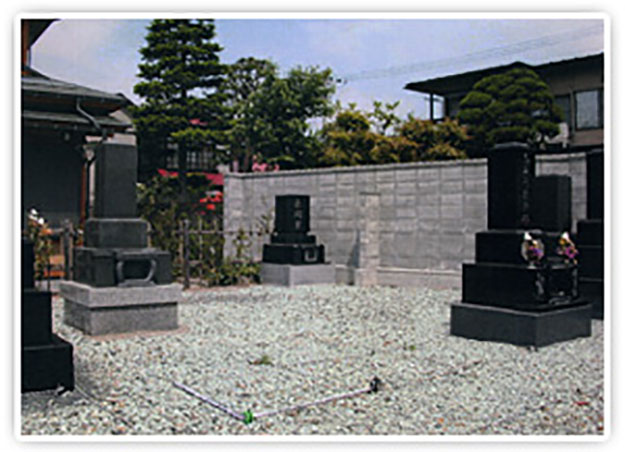 正願寺 墓地